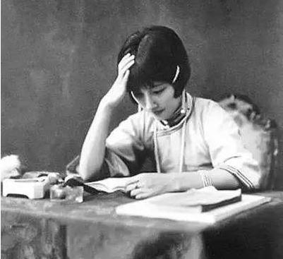 林徽因为什么抛弃原配,为什么林徽因最后选择梁思成