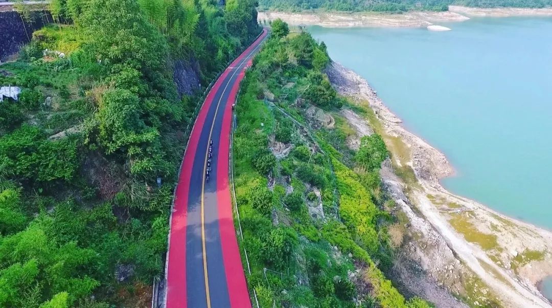 体育小镇之殇：某国资急售2家亏损公司，涉无锡、桐庐项目