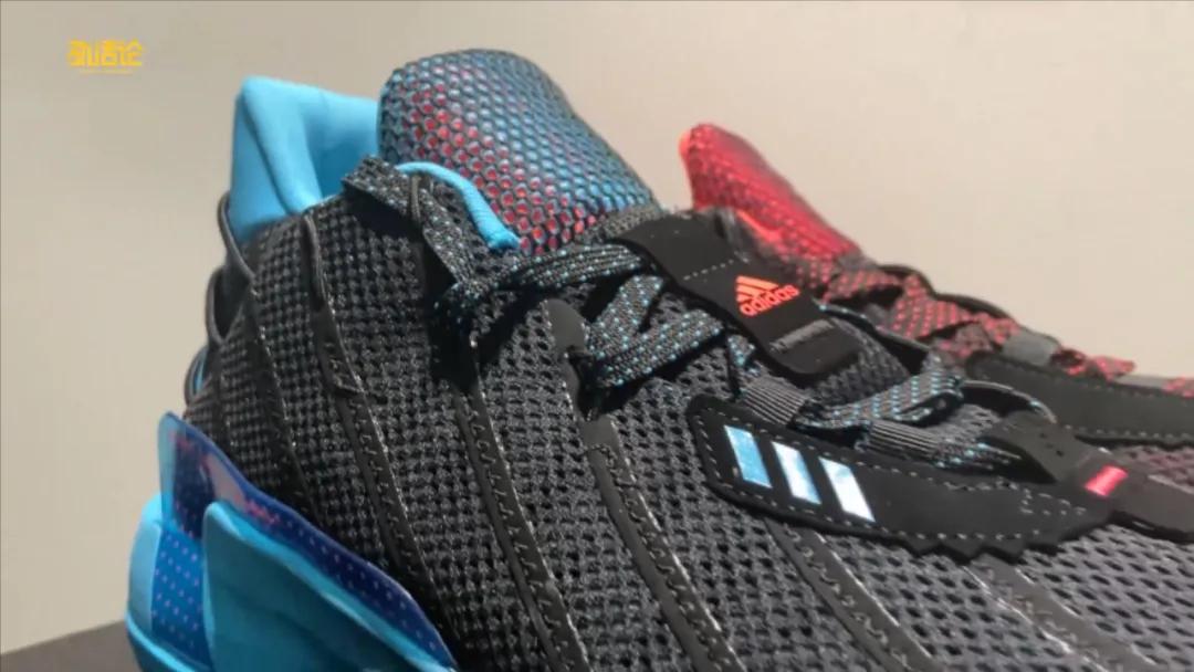 利拉德8.5代nba球场,利拉德上脚利拉德8代