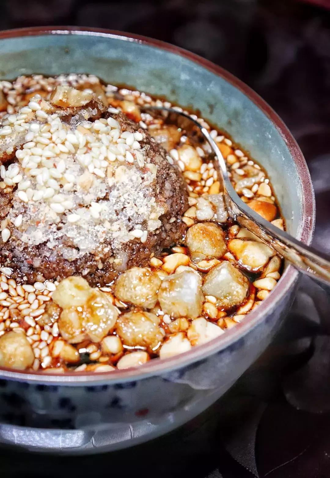 贵阳最好吃的糕粑稀饭,贵阳青岩糕粑稀饭成品