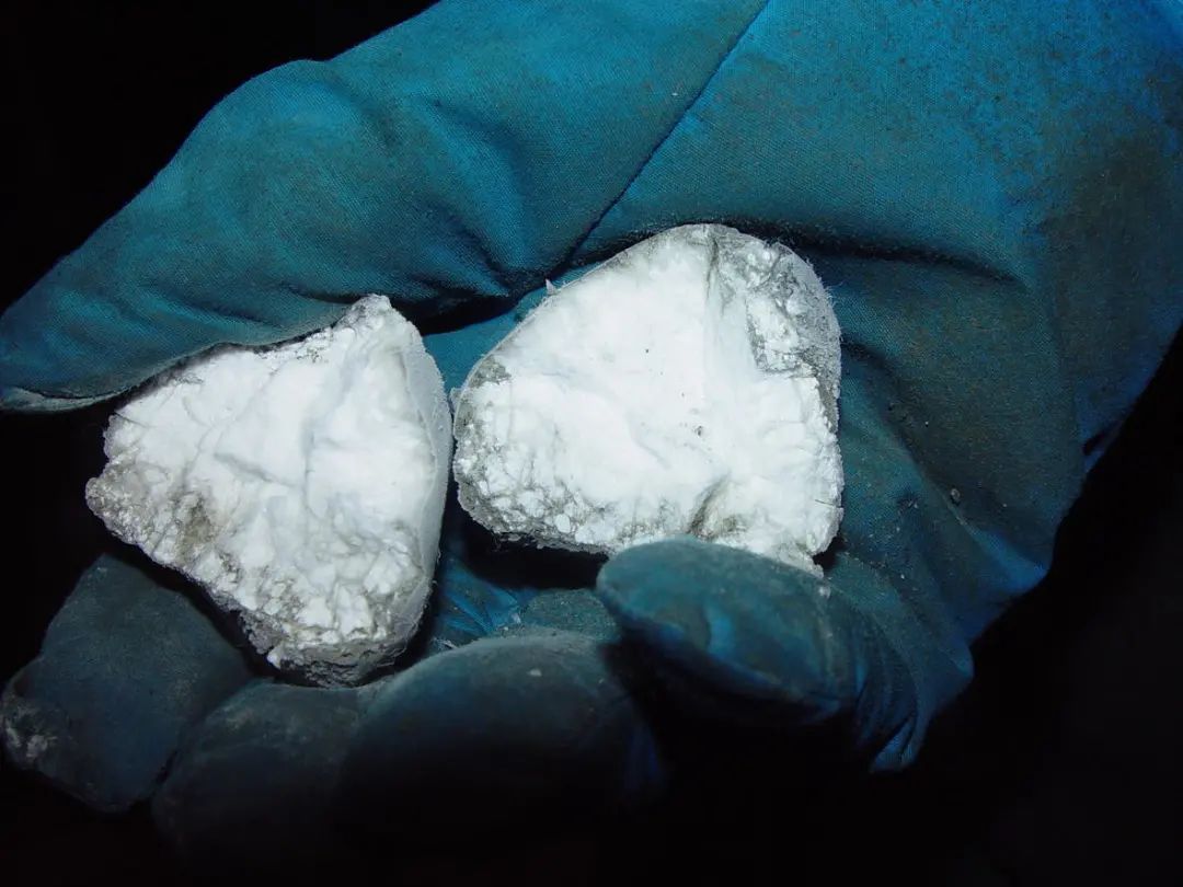 新能源给人类带来的优点,中国发现新能源可以用多少年