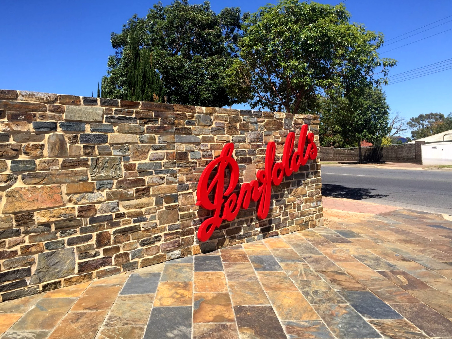 奔富葡萄酒好喝吗,奔富属于哪类葡萄酒