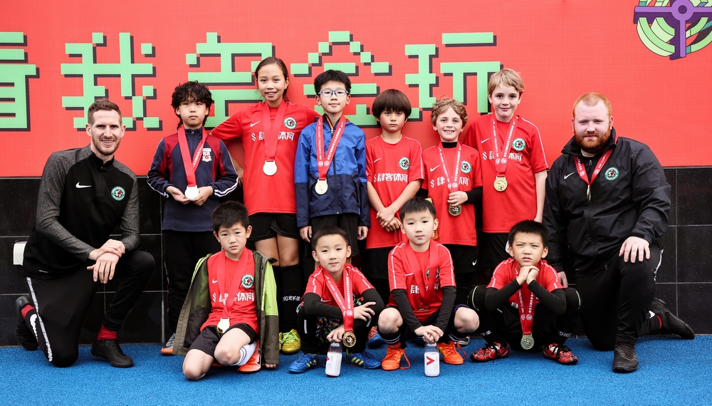 万国之星世界公民--暨万国群星俱乐部主席春节贺辞