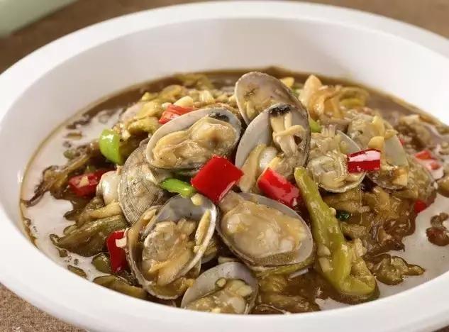 这些秘制的海鲜神店，把正宗烤蚬子、海蛎子刮回家