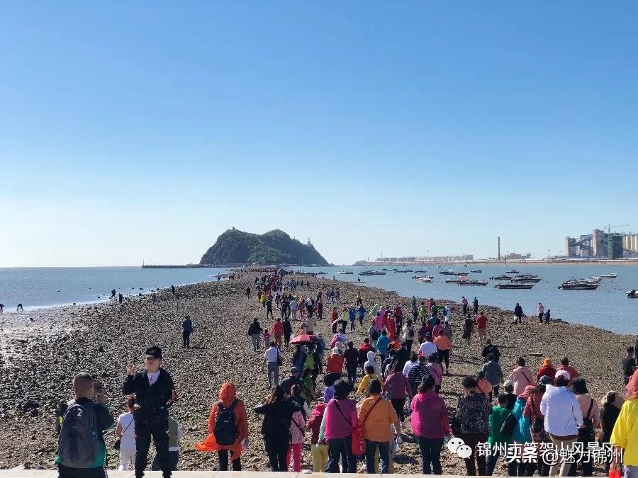 锦州笔架山风景区晚上,锦州笔架山风景区四月中旬