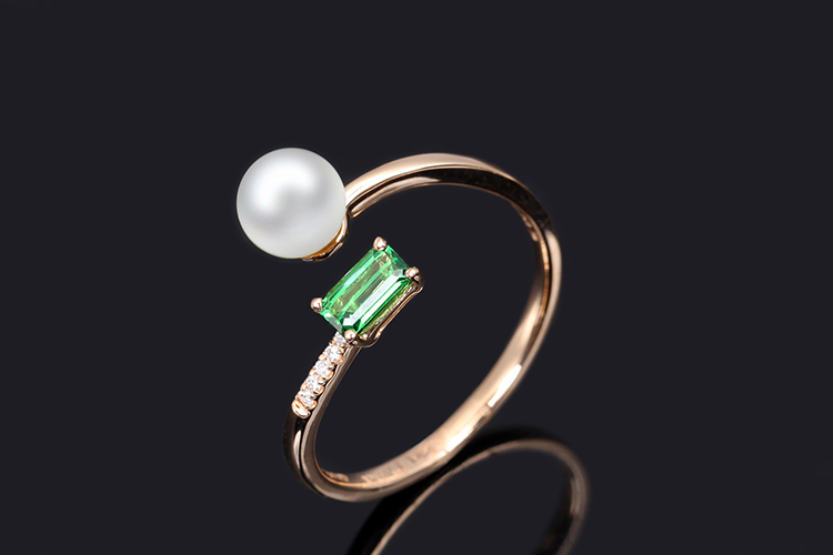 沙弗莱石的由来与象征