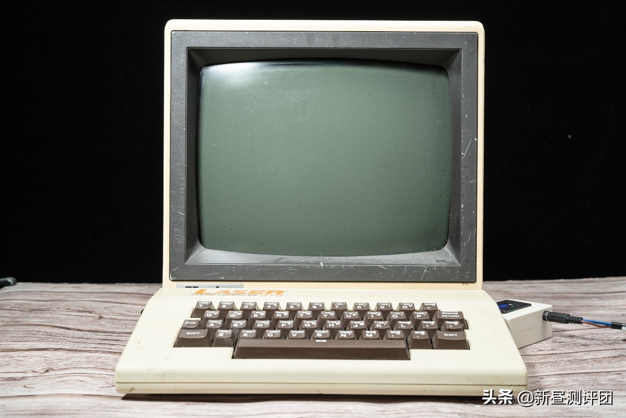 36年前香港设计制作的电脑是什么水平？Laser310与VTech