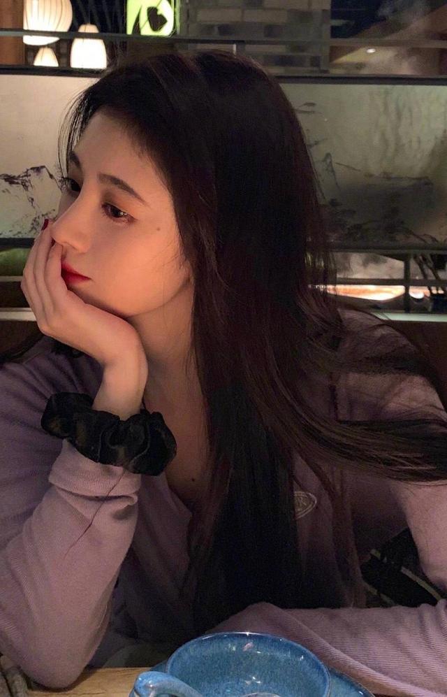 眼妆怎么画显大又干净推荐,下眼睑自带眼影怎么画眼妆