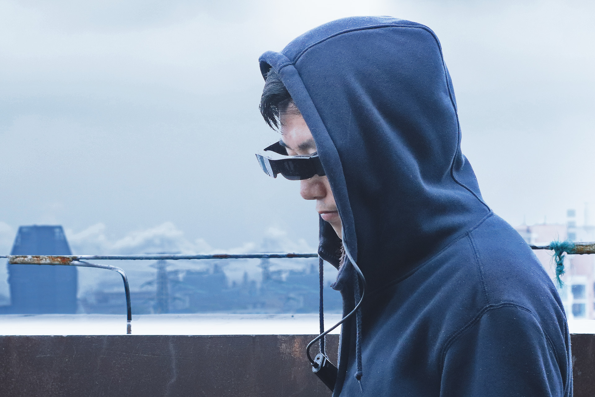 忘掉GoogleGlass,看这边｜EpsonMOVERIOBT-30C智能眼镜体验