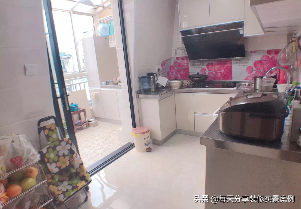 她家房子装修效果图,完美的顶层阁楼设计装修