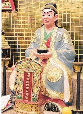 本命年对颜色有要求吗,2021本命年要穿红衣服吗