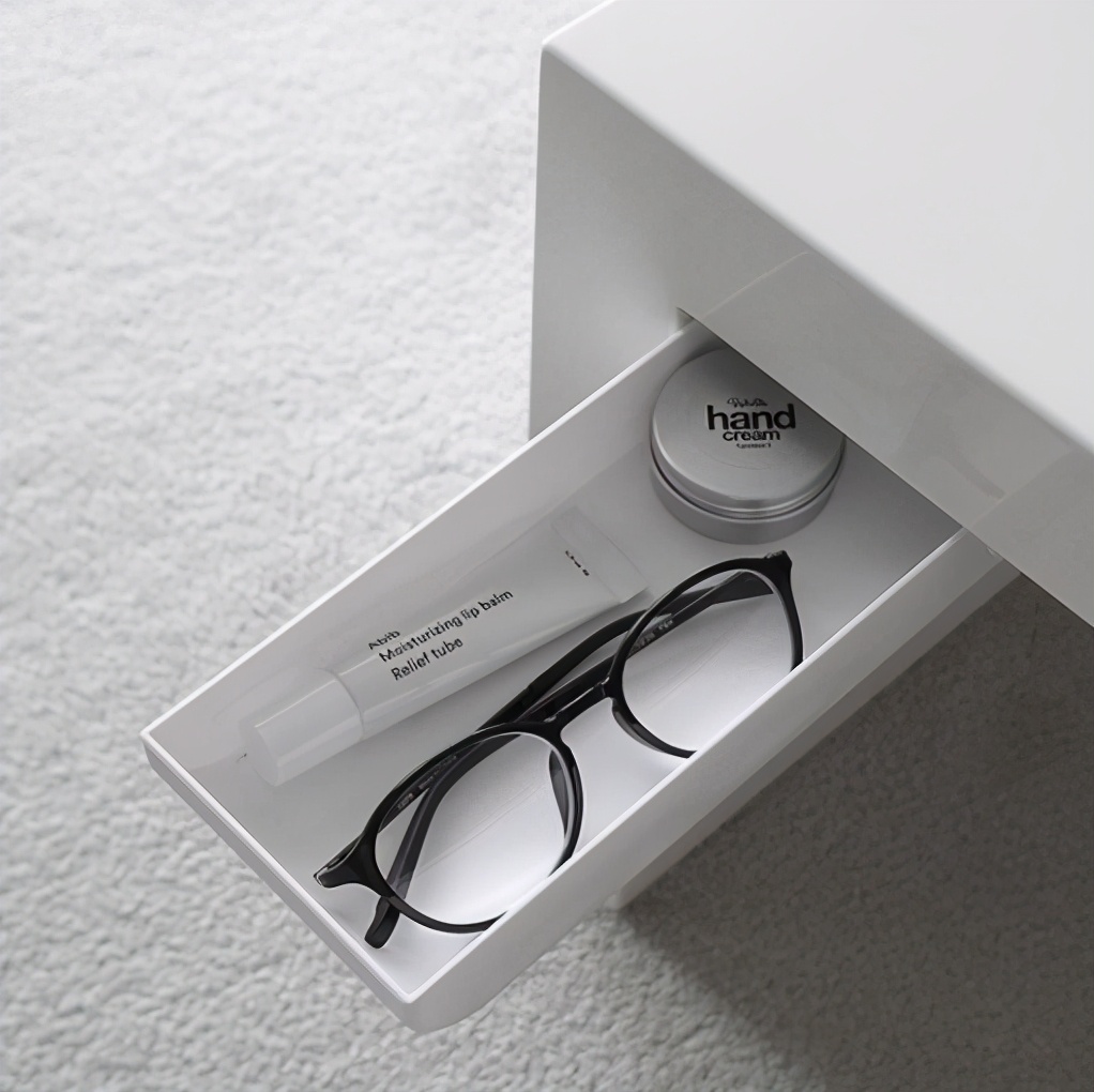 爱了这两间性冷淡系小户型,网友:这才叫一个人的豪宅