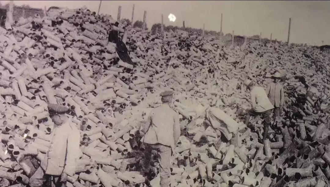 百年前的中国受尽列强欺凌资料,100年前的中国劳工真实影像