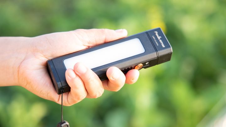 新手入门推荐几款强光手电,最好的几款随身隐蔽手电