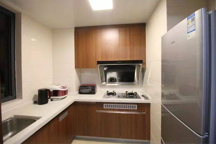 美的鹭湖99元3房一厅主题公寓,美的鹭湖附近公寓