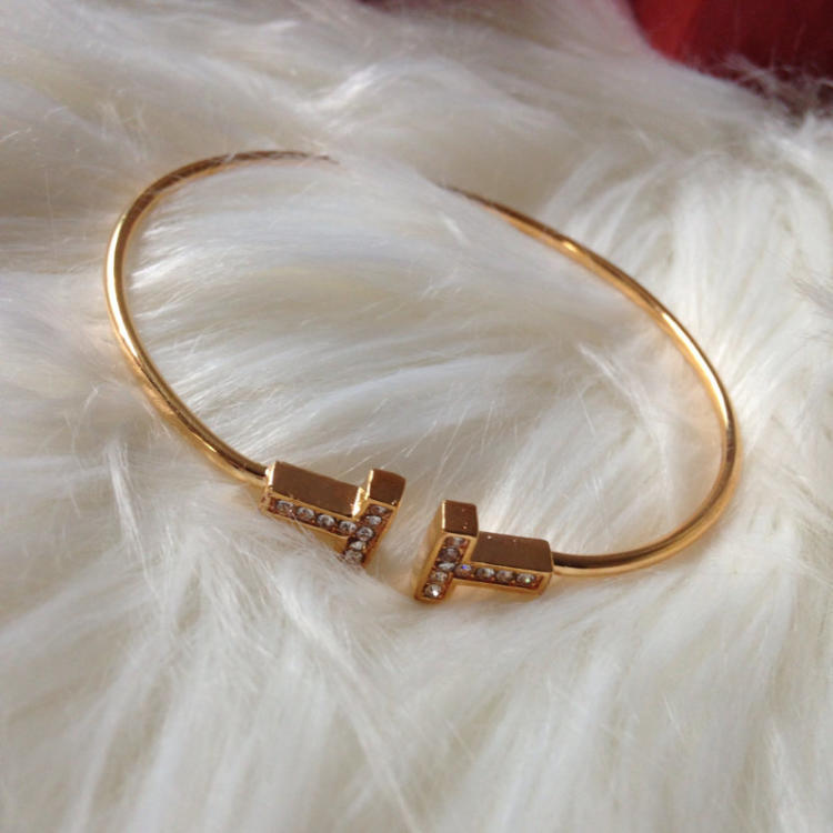 蒂芙尼饰品有哪些,蒂芙尼全球第二大珠宝