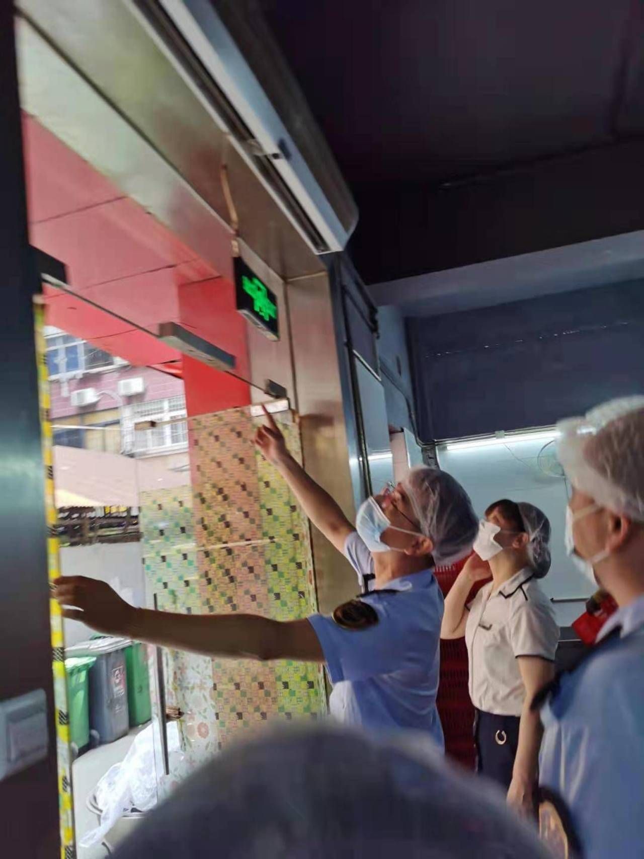 武汉雪松路美食街,武汉市场监管局调查餐饮