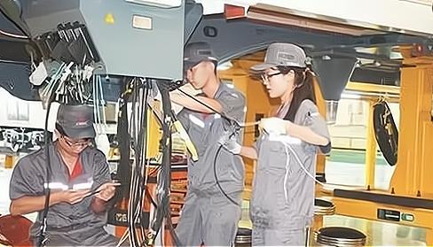 为什么技术含量低工资低,为什么现在技术工工资那么低