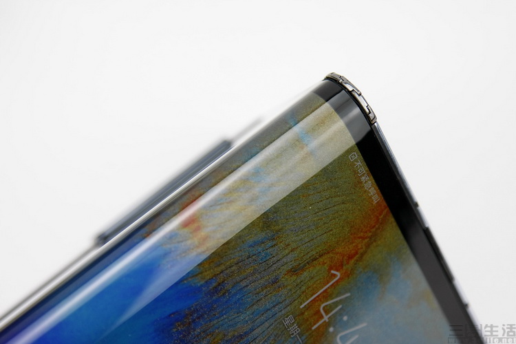 柔宇royoleflexpai2评测视频,柔宇flexpai25g折叠屏