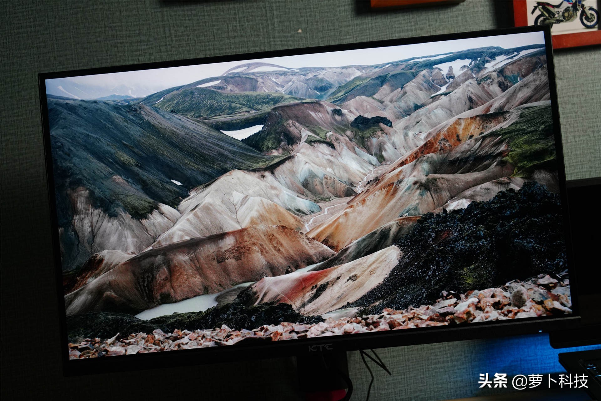 ktch27t22电竞显示器内置音箱吗,ktch27t22电竞显示器