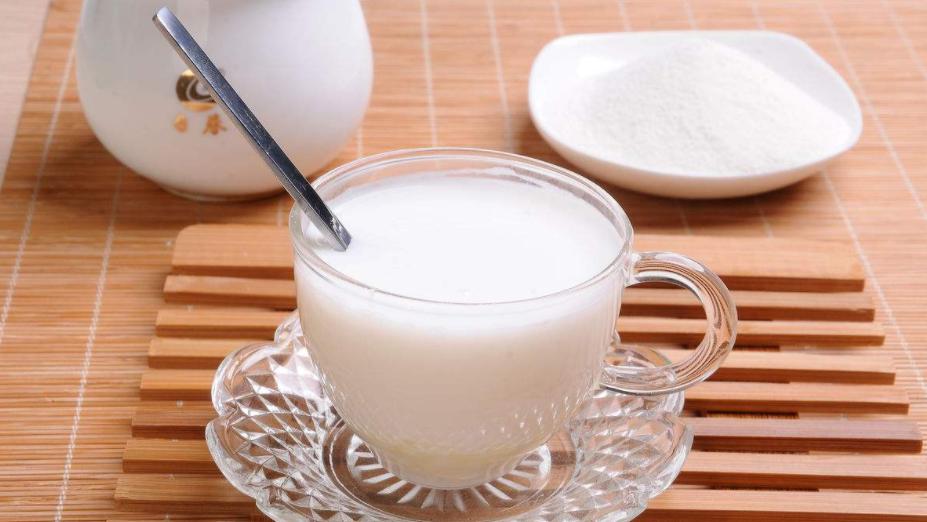 奶粉成人款营养,成人奶粉配料有生牛乳吗