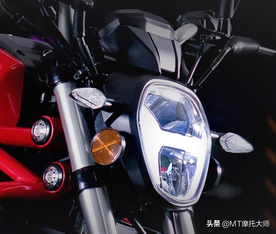 银钢小怪兽150灯泡型号,银钢小怪兽150改装方案