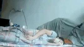 一个震惊表情包配上bgm,这个出场bgm太绝了表情包