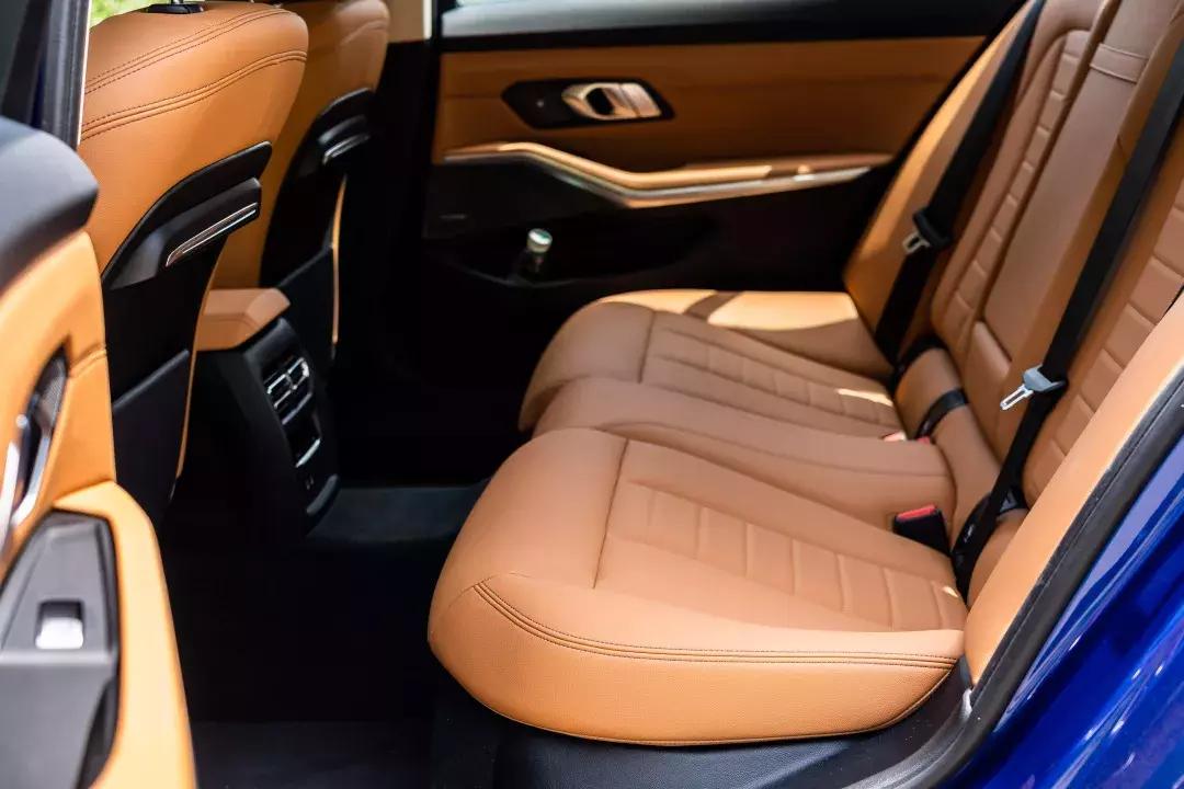 宝马325li评测2022黑,新款宝马325li测评