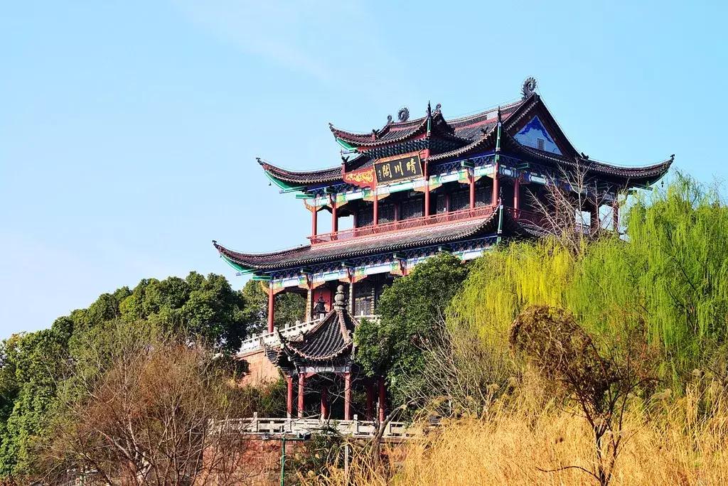 今年夏天在武汉必做的十件事,武汉新春过年坐地铁打卡攻略