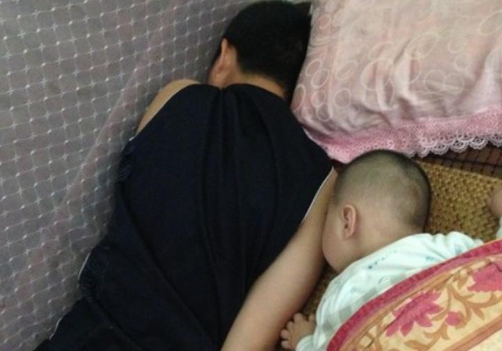 4个月宝宝睡眠倒退期怎么解决,4个月宝宝睡眠倒退期表现怎么办