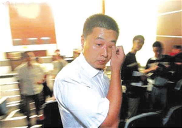 15年前,16岁黑客鄢奉天,攻破腾讯系统盗走马化腾QQ,后来还好吗