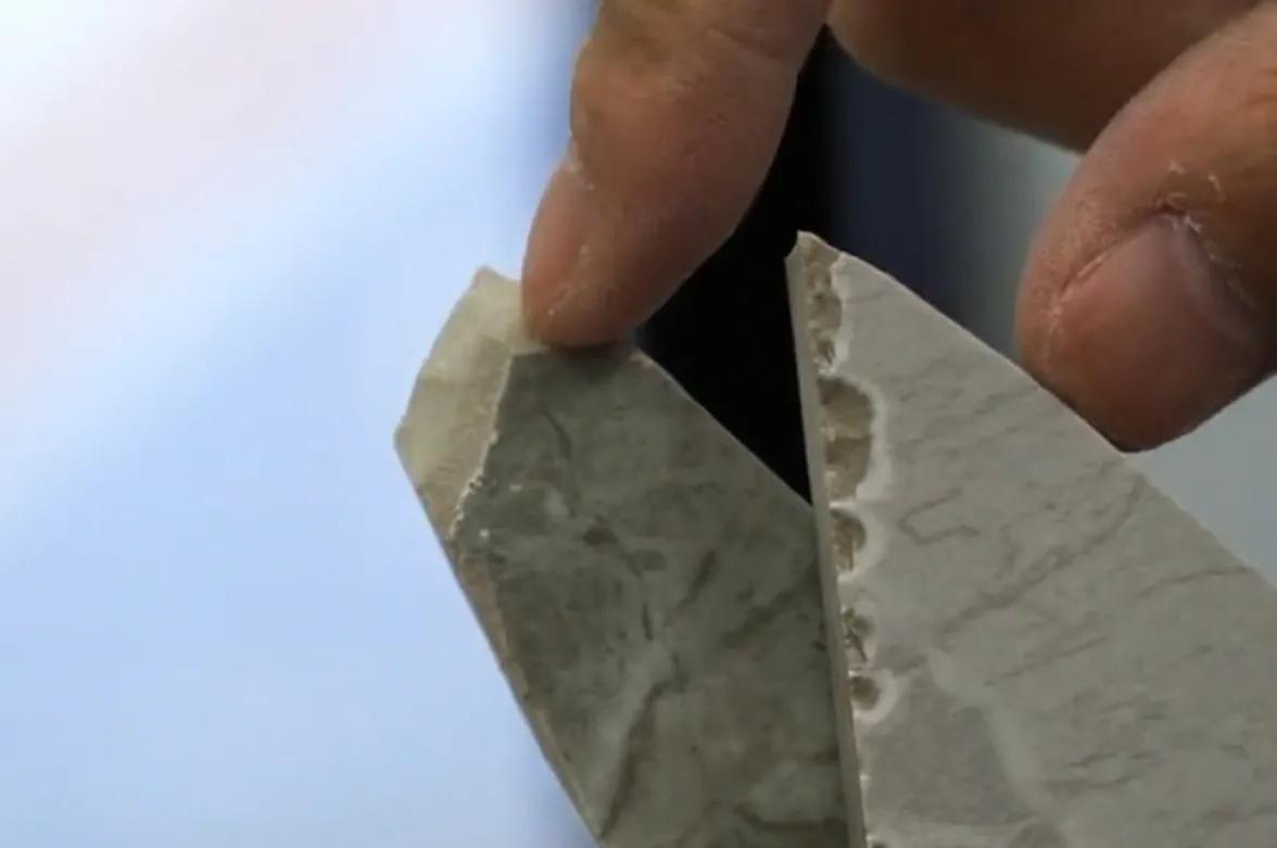 同样瓷砖墙和地不一样,家用广东瓷砖和普通砖有什么区别