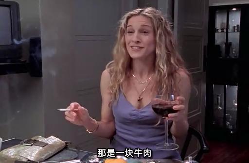 《欲望都市》里的playboy项链，DKNY美裙子鉴赏