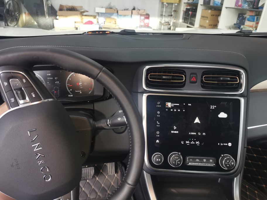 领克01安装前泊车雷达,领克01怎么添加小工具