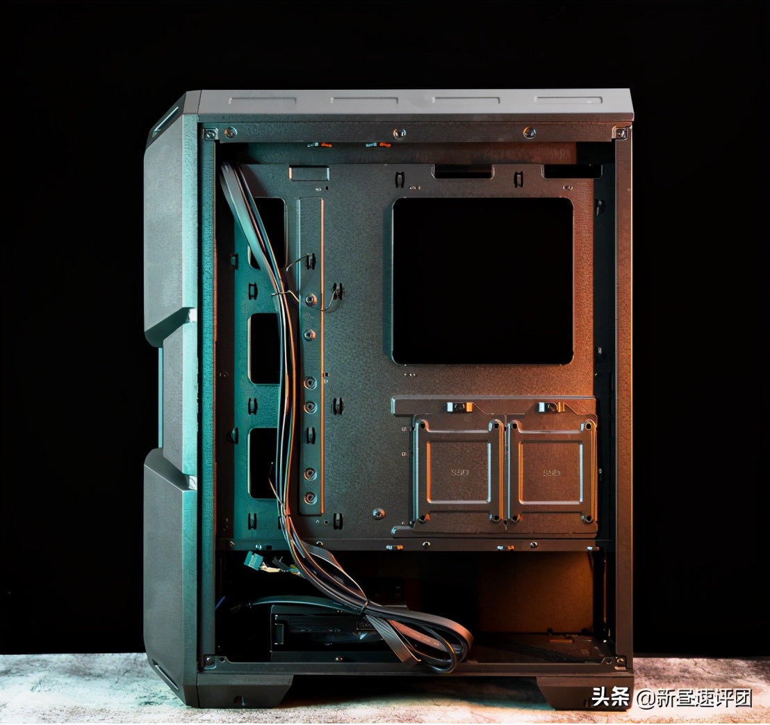 聊一款性价比巨低的笔记本电脑,骨伽魔影i7散热推荐