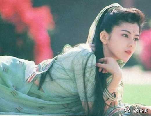 日本昭和时代十大女明星,日本十大女神级女星昭和