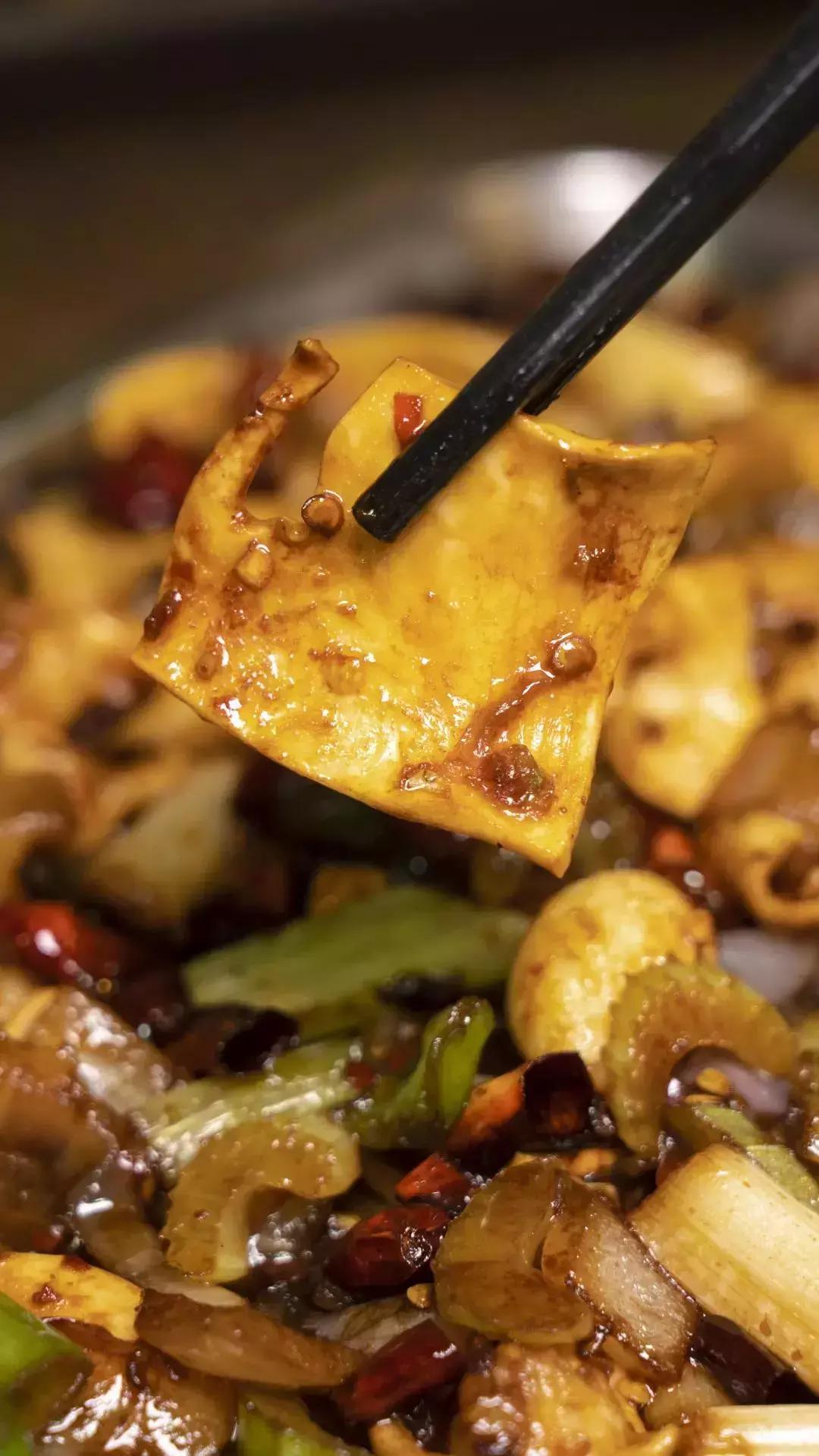 重庆市必打卡美食推荐,重庆最值得打卡的特色美食