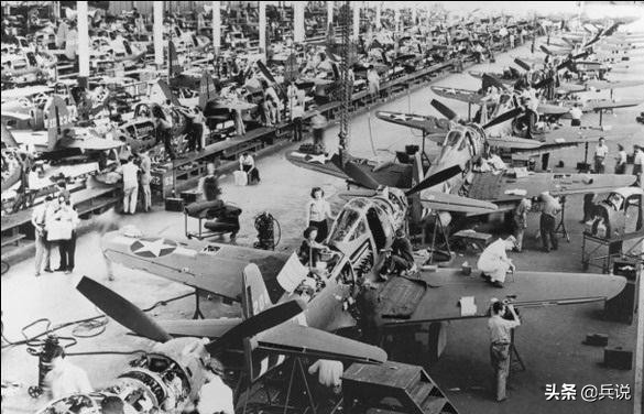 驼峰航线飞机失事率,驼峰航线损失了多少架飞机