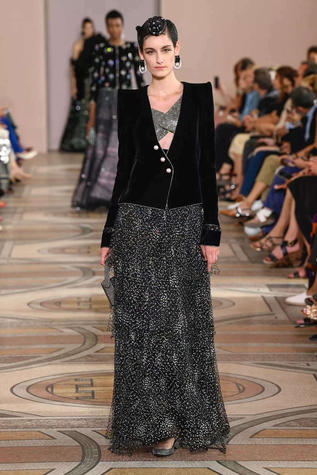 优雅不是炫耀,阿玛尼高定装