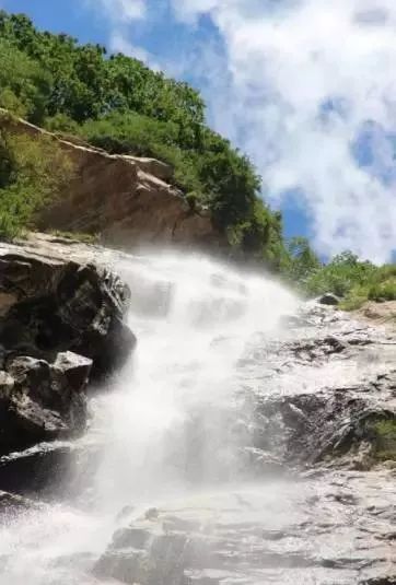有了这些均温不足20℃的空调山，再热情的“烤验”也挡得住