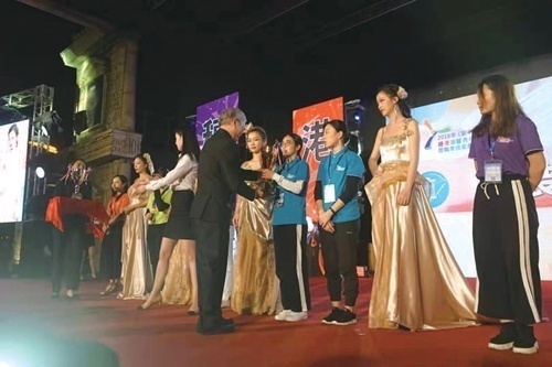 三十而立定制珠宝是哪集,三十而立画册版