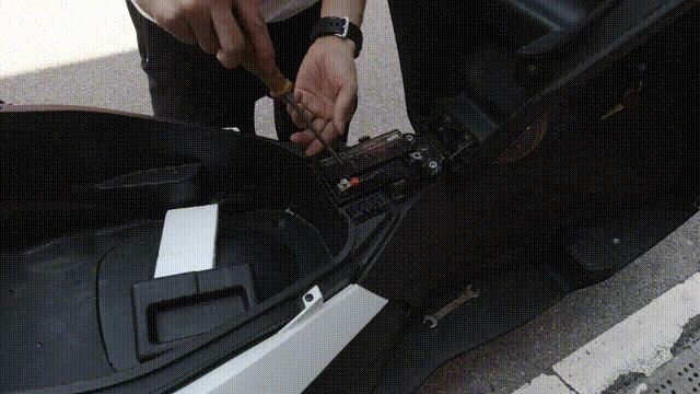 试驾srmax250,阿普利亚srmax250提车视频