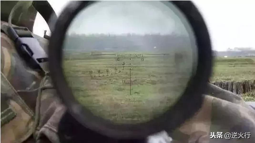 老兵教你如何选瞄准镜,以及如何用它测距,没有枪也能装逼