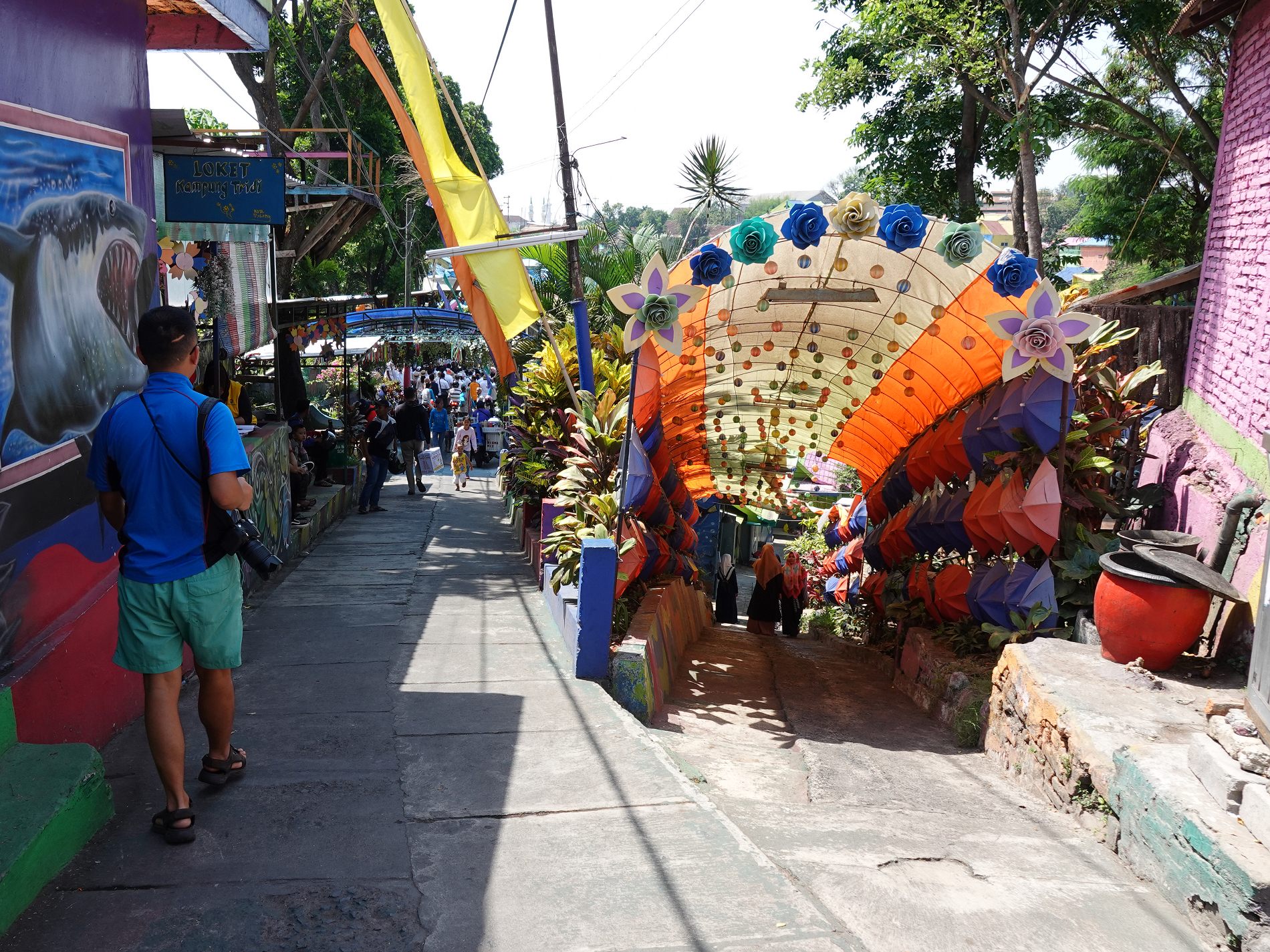 璐皯绐熸渶缇庡僵铏规潙,鍗板凹褰╄櫣鏉戣传姘戠獰