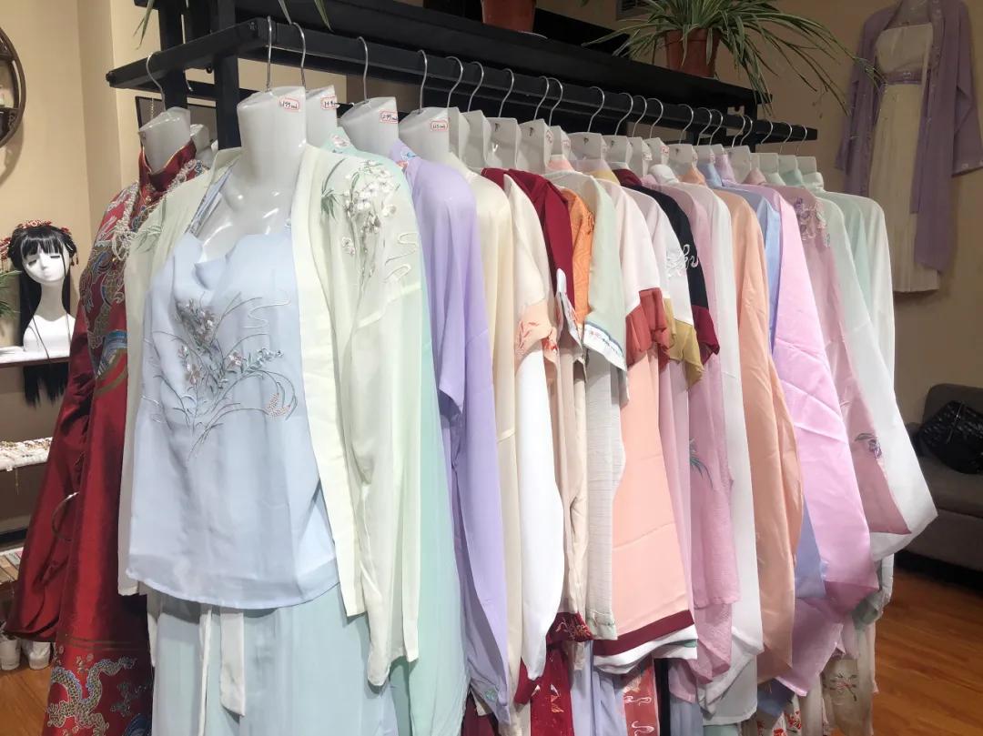 哪个城市有汉服和洛丽塔实体店,西安汉服实体店汉服体验