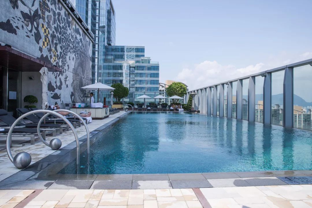 住进香港“最骚气”的酒店：香港W酒店