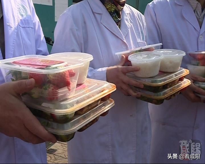 爱心企业为抗疫一线工作者送餐,兴和县为防疫工作人员提供爱心餐