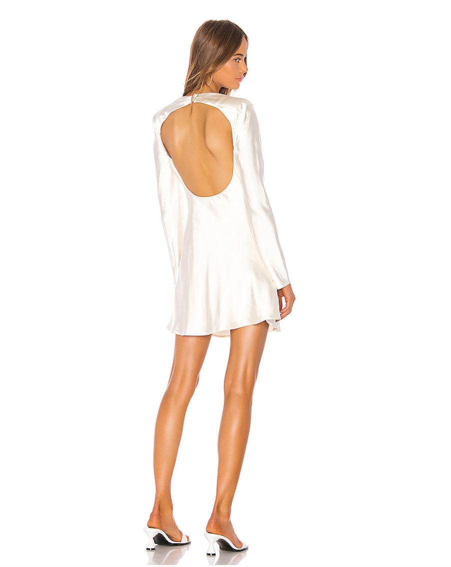 zara售价美元,zara最近5年的所有小黑裙