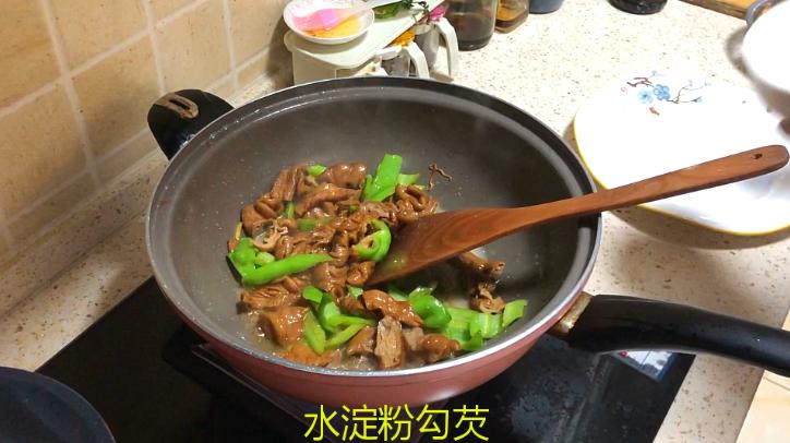 炒肥肠怎么炒又脆又好吃,炒肥肠怎么炒又嫩又好吃