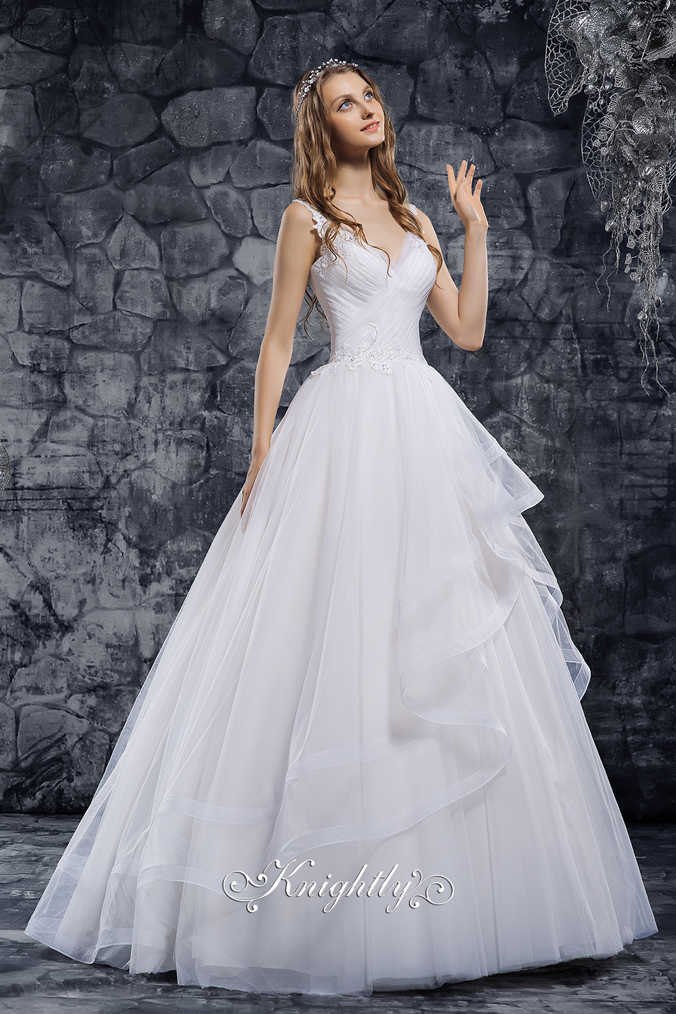 教你婚纱简单处理技巧,婚礼用过的婚纱怎么处理